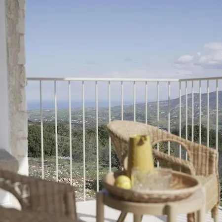 Stylish Villa, Rural Setting, Infinity Pool Villa